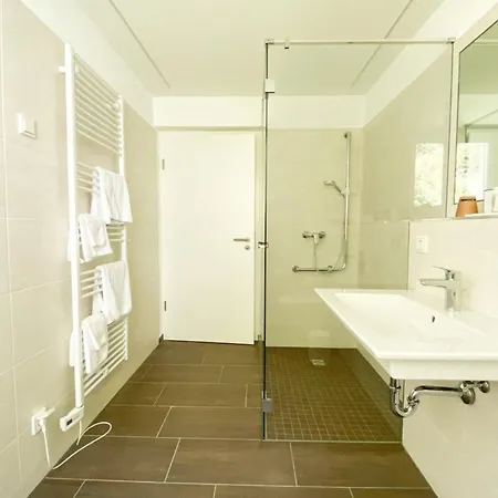Apartment 310 Lux Furnished Flat Beaufort