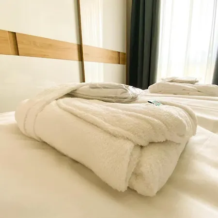 Apartment 310 Lux Furnished Flat