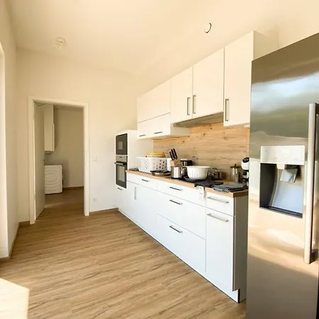 Apartment 310 Lux Furnished Flat